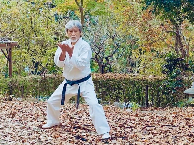 初版❗なぜ空手は太極拳で強くなるのか 秀武館 池田秀幸 フルコム 初版❗なぜ空手は太極拳で強くなるのか 秀武館 池田秀幸 フルコム
